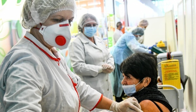 Ляшко: 1,5 миллиона COVID-прививок за неделю позволит вакцинировать 70% украинцев