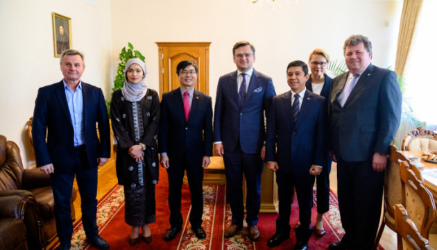 Außenminister Kuleba eröffnet Zentrum für ASEAN-Studien