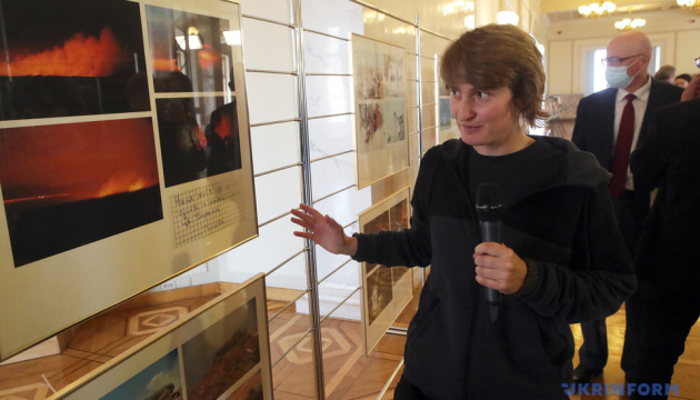 «Позивний Мауглі»: у Раді відкрилась виставка фоторепортера Укрінформу, присвячена АТО