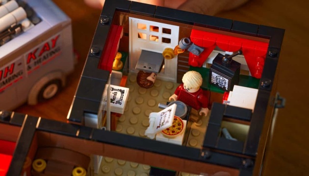 Lego представила конструктор за фільмом «Сам удома», розроблений українцем