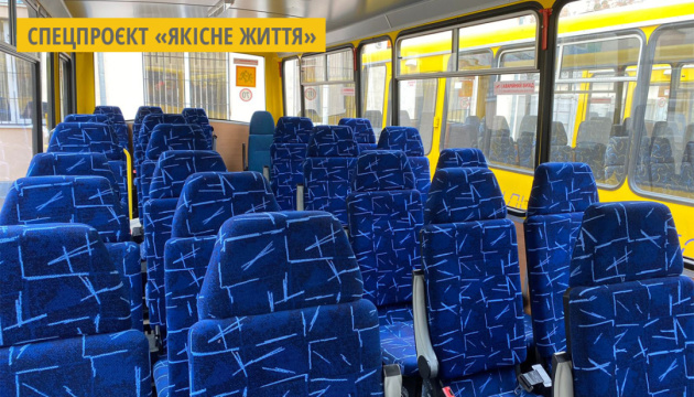 На Вінниччині 16 громад отримали шкільні автобуси з місцями для учнів з особливими потребами