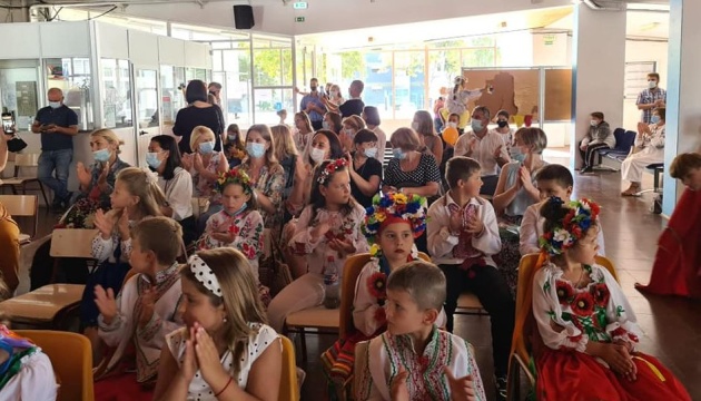 СКУ закликав створити міжвідомчу комісію щодо підтримки українських шкіл за кордоном