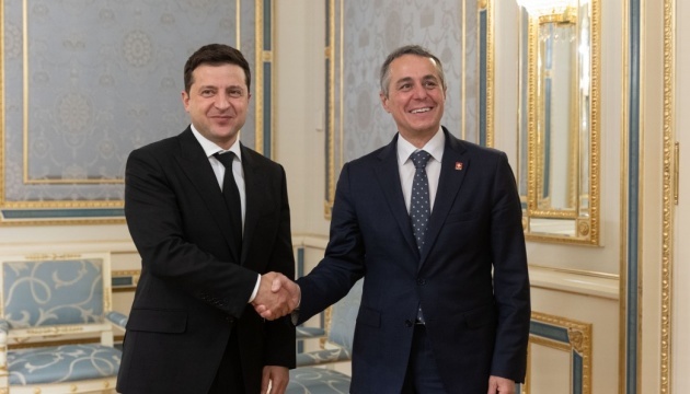 ゼレンシキー大統領、スイス外相とウクライナ改革会議開催につき協議