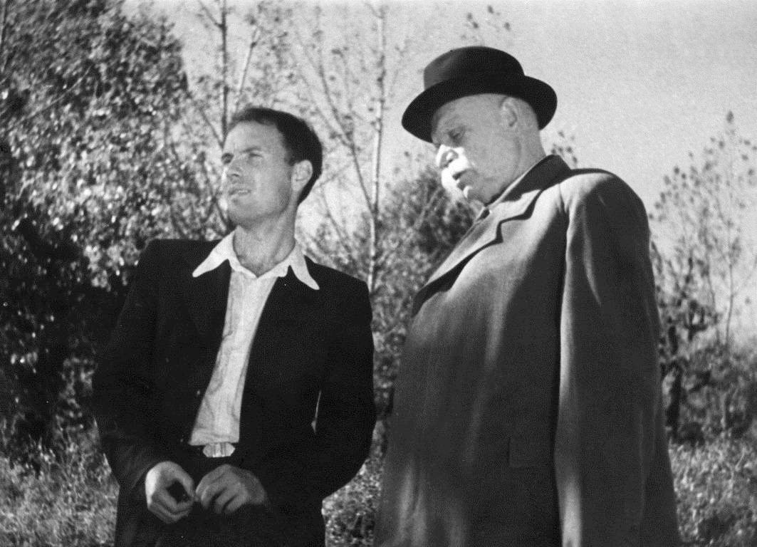Борис Патон із батькоом  Євгеном Оскаровичем Патоном, Дніпровські кручі, 1953 р.