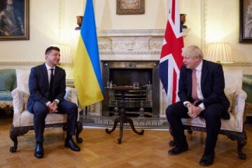 Zełenski rozmawiał o współpracy wojskowej z premierem Wielkiej Brytanii