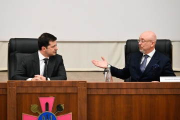 Zełenski wprowadził do wojska nowego ministra obrony Reznikowa