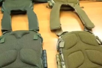 Desarrollado en Ucrania un chaleco antibalas para mujeres soldado