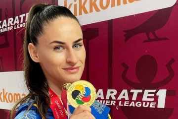 Karatekas ucranianas Melnyk y Kryva ganan medallas de bronce en el Campeonato Mundial en Dubái