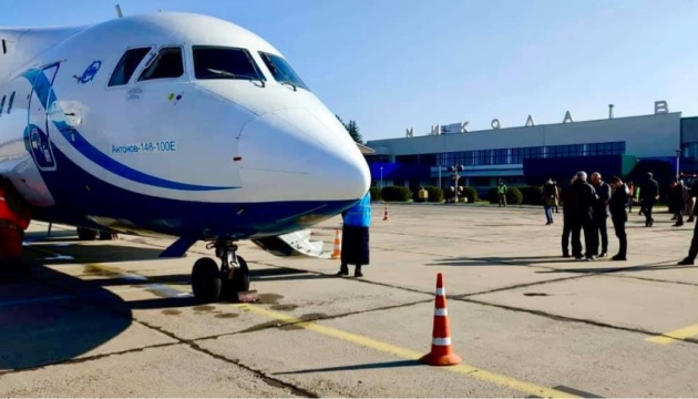 Новая украинская авиакомпания Air Ocean Airlines выполнила свой первый рейс на Ан-148