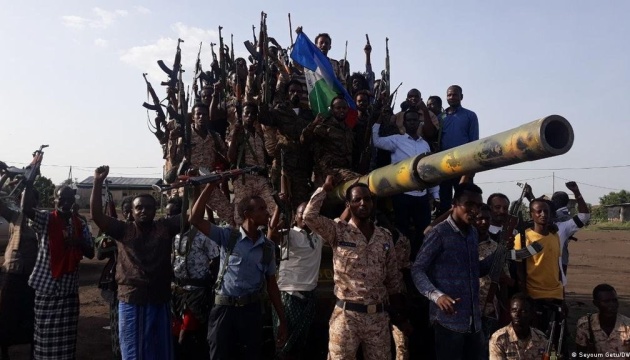 В Ефіопії повстанці захопили два міста - уряд заявляє про сотню жертв