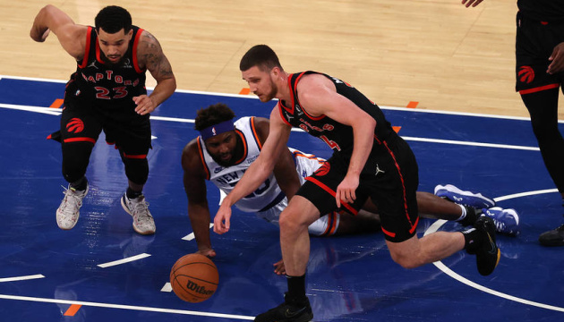 НБА: Михайлюк допоміг «Торонто» обіграти «Вашингтон»