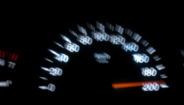 Штрафи за перевищення швидкості: у водіїв-боржників забиратимуть авто