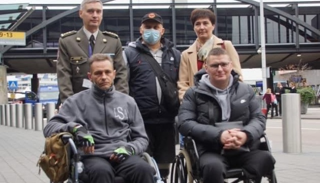 Діаспора запросила підтримати українських військових, які прибули на реабілітацію у Нідерланди