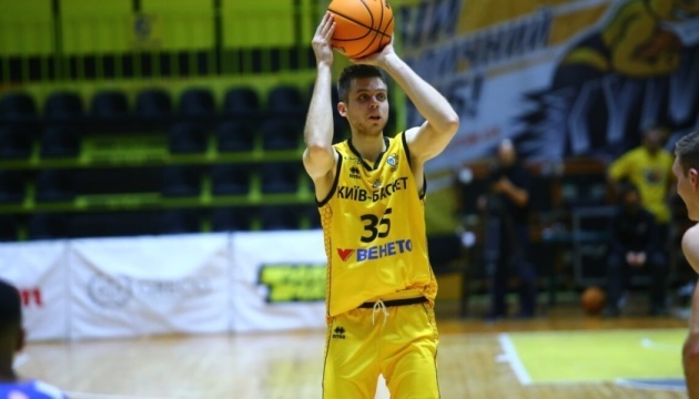 Баскетболіст збірної України Ковальов перенесе операцію на коліні