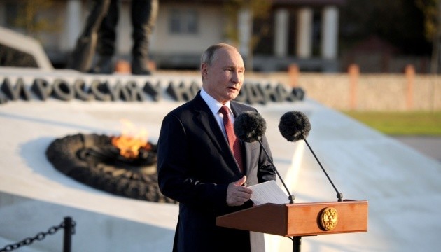 Путін і його свято: Крим, Білорусь, новий історичний фронт
