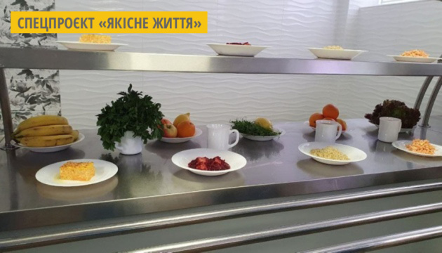 У їдальнях вінницьких шкіл та садочків для дітей готують їжу на парі