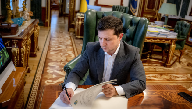 Ukrainian president signs law on electronic communications watchdog