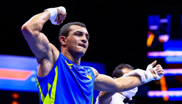 Украинец Захареев выиграл «золото» чемпионата мира по боксу