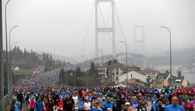 Українці - у сотні найкращих за результатами Стамбульського марафону