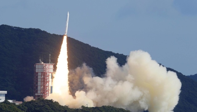 Японія запустила ракету Epsilon-5 з дев’ятьма супутниками