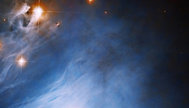 Hubble показал, как формируется новая звезда