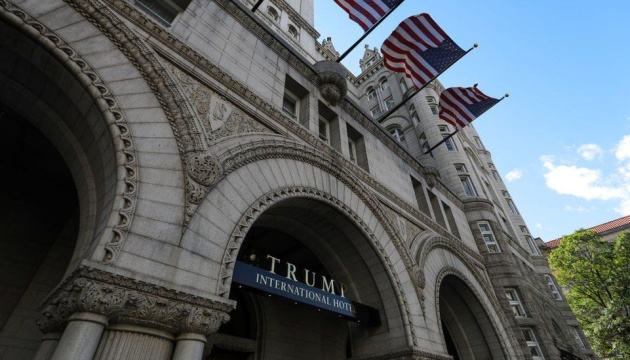 Трамп продає готель у центрі Вашингтона за $375 мільйонів