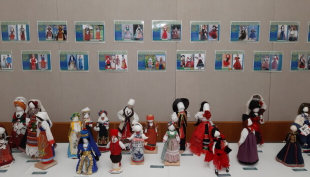У Києві представляють виставку «Українські ляльки мандрують світом»