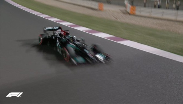 Формула-1: Гемілтон виграв кваліфікацію Гран-прі Катару