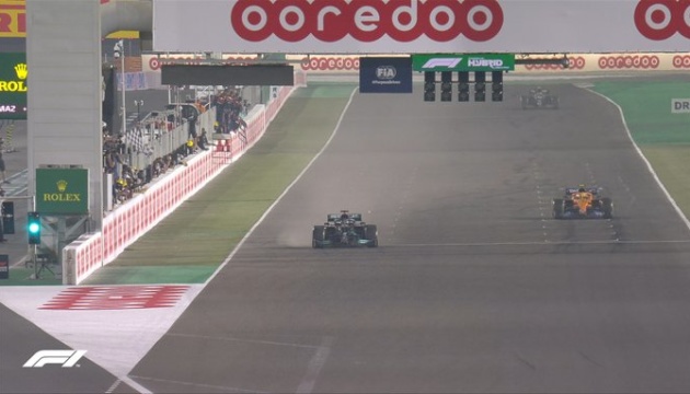 Формула-1: Гемілтон виграв Гран-прі Катару