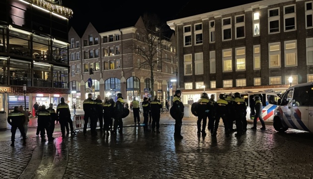 У кількох містах Нідерландів спалахнули нові COVID-протести