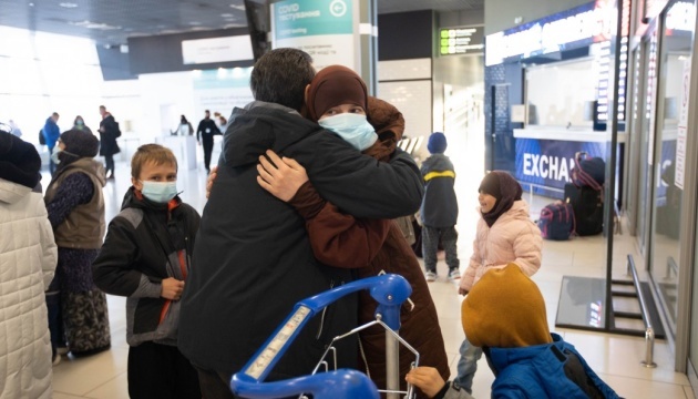 Otros 14 ciudadanos regresan a Ucrania desde el campo de refugiados sirio