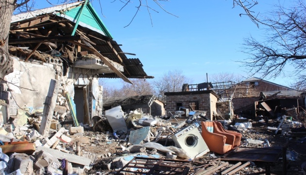 ウクライナ東部ネヴェリシケ町の住民ほぼ全員避難　砲撃逃れ＝支援団体