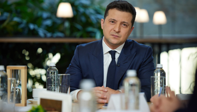 Zelensky greets Fiala on his appointment as Czech PM