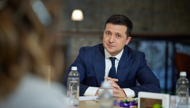 Zelensky congratulates foreign intelligence officers on their professional holiday