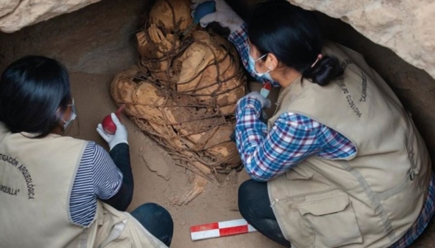 У Перу знайшли 800-річну мумію, перев'язану мотузками