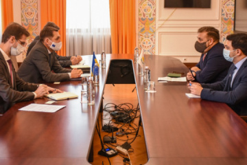 Die Ukraine und Zypern am Ausbau der Zusammenarbeit im Bereich Tourismus interessiert