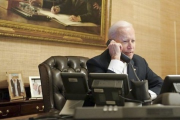 Biden mantendrá conversaciones con Zelensky después de la llamada con Putin