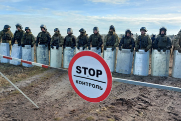 Preventing migration crisis: Ukrainian border guards hold drill near Belarus border