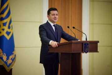 Zelensky wants to know in 2022 when Ukraine will join NATO