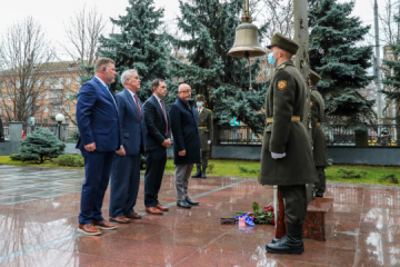 U.S. Congress delegation visits Ukraine