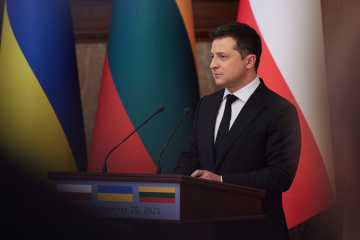 Ukraine stands in solidarity with Poland, Lithuania in assessing migration crisis on Belarus border - Zelensky