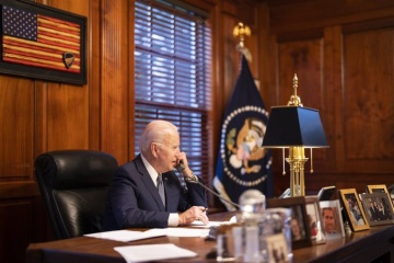 Joe Biden a discuté avec Vladimir Poutine afin de lui proposer une « voie diplomatique » pour éviter une escalade militaire en Ukraine