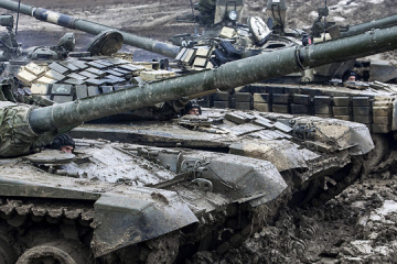 Russia continues to move troops to Ukraine border - CIT