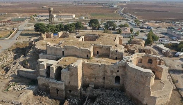 В Турции археологи откопали 900-летний дворец