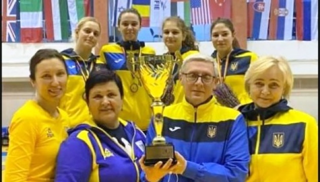 Украинские рапиристки завоевали золото юниорского Кубка мира в Румынии