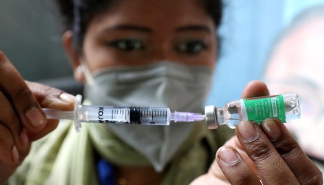 Covishield вдвічі скорочує виробництво вакцин проти коронавірусу