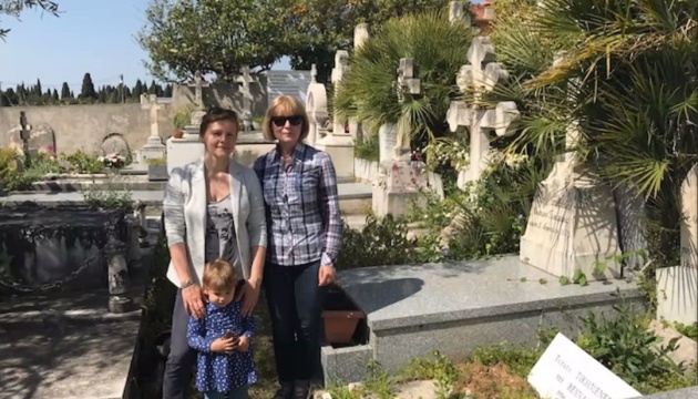 У Франції відновили могилу українського кіномитця Ежена Деслава