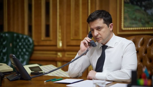 Zelensky has hour-long conversation with Biden