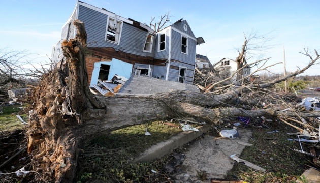 Торнадо у США: губернатор каже, що кількість жертв у Кентуккі перевищить сотню