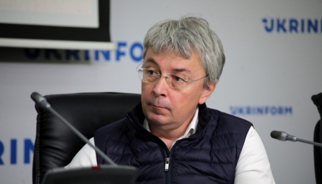 Ткаченко закликав напрацювати єдину інформполітику на місцях щодо тероборони